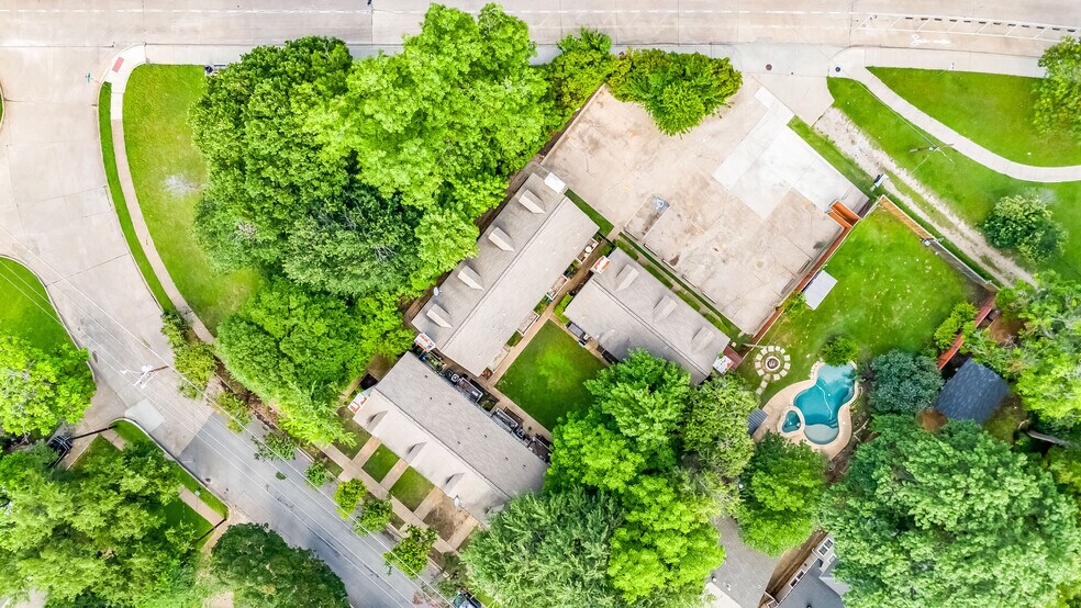 More Photos Of , Dallas Multifamily For Sale