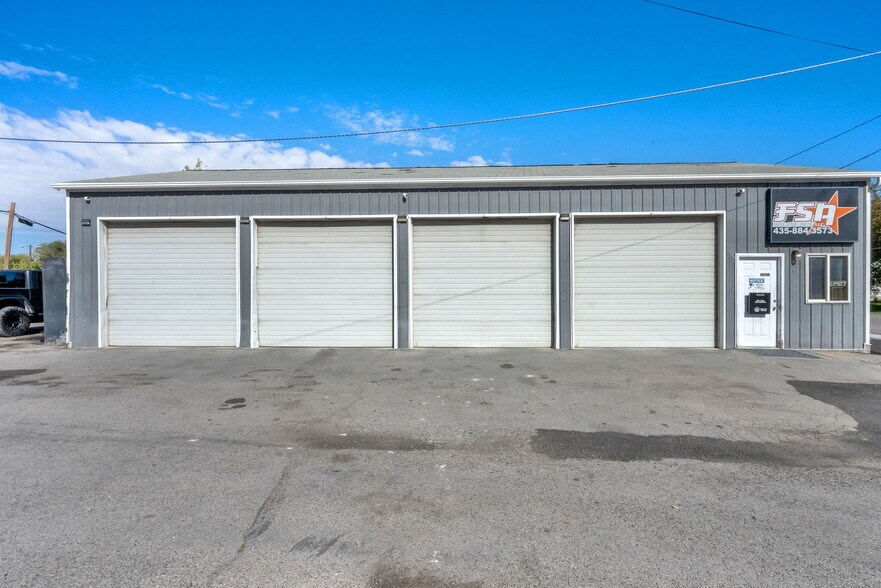 More Photos Of 51 N Hale St, Grantsville Auto Repair For Sale