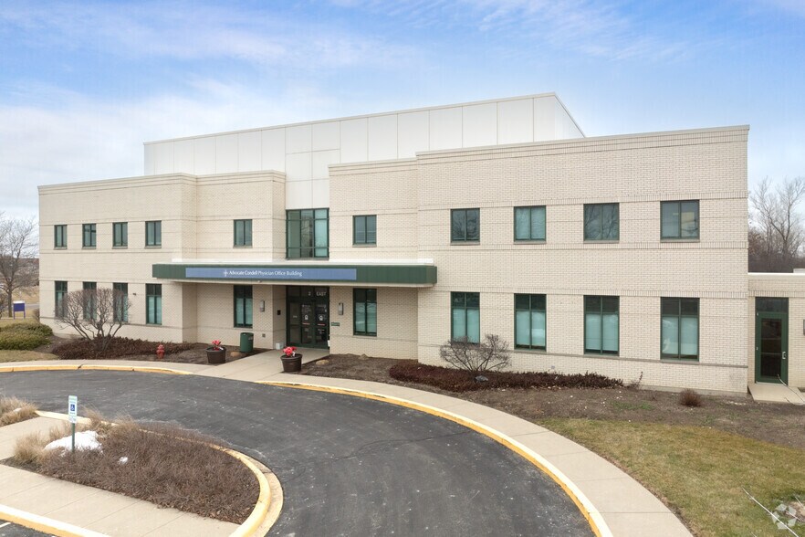 More Photos Of 2 E Rollins Rd, Round Lake Beach Medical For Lease