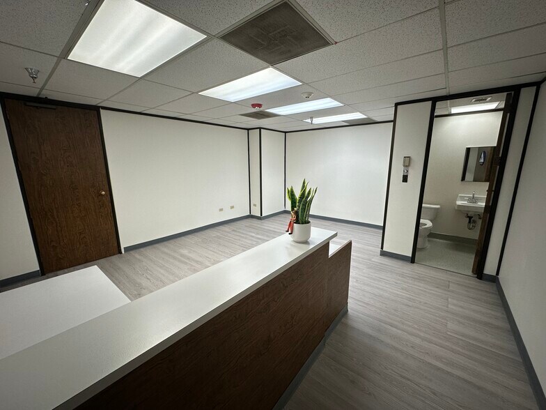 More Photos Of 2323 16th St, Bakersfield Medical For Lease