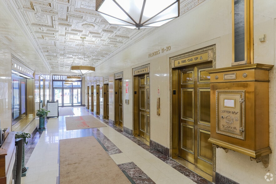 More Photos Of 424 Main St, Buffalo Office For Lease