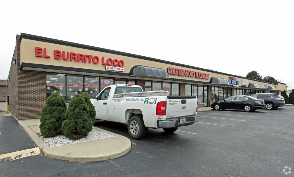 More Photos Of 1232-1250 W Ogden Ave, Naperville Unknown For Lease