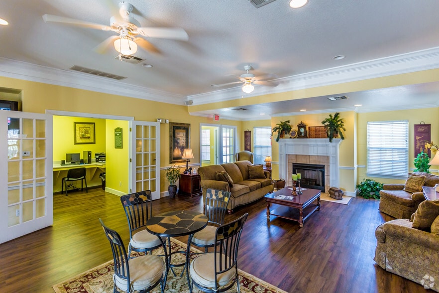 More Photos Of 141 Market St, Monticello Apartments For Sale