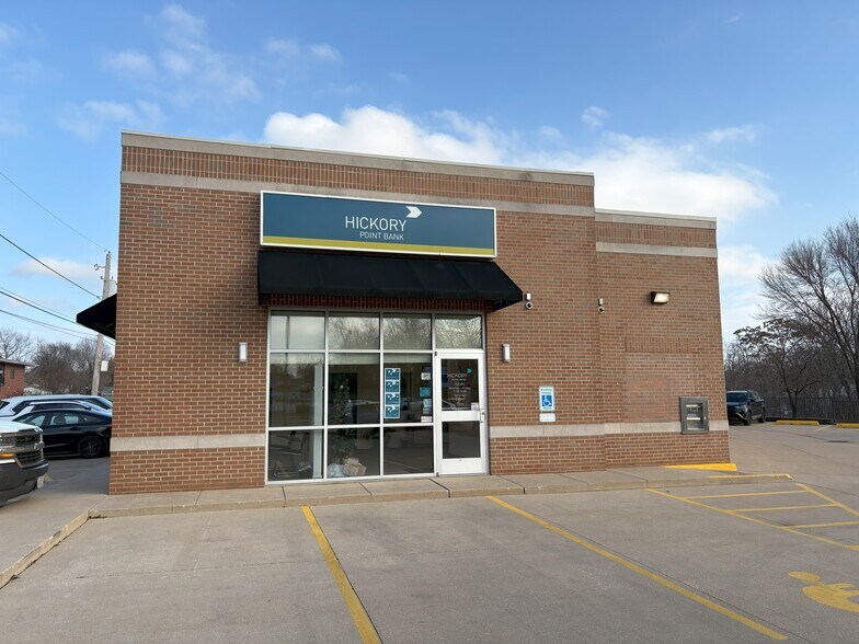 More Photos Of 4440 N Prospect Ave, Peoria Heights Office For Lease