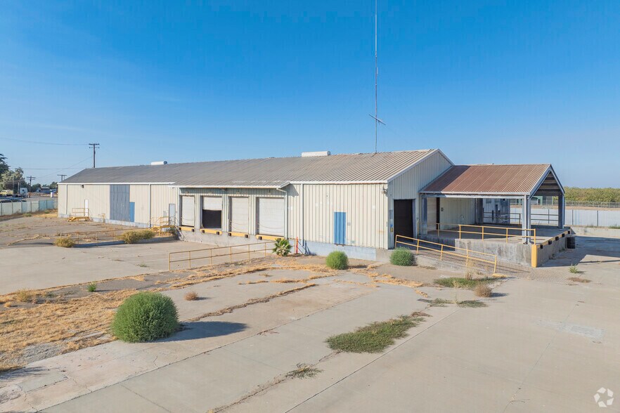 More Photos Of 26700 S Banta Rd, Tracy Warehouse For Lease