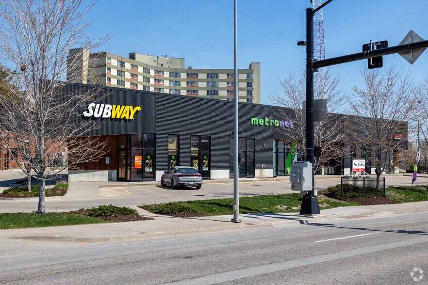 More Photos Of 1231 Keosauqua Way, Des Moines Storefront For Lease