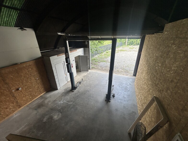 More Photos Of 2906 Woodlawn Rd, McKinney Unknown For Lease