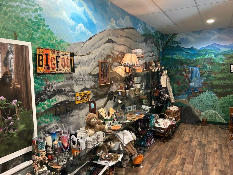 More Photos Of 400 4th St, Sutton Storefront Retail Residential For Sale