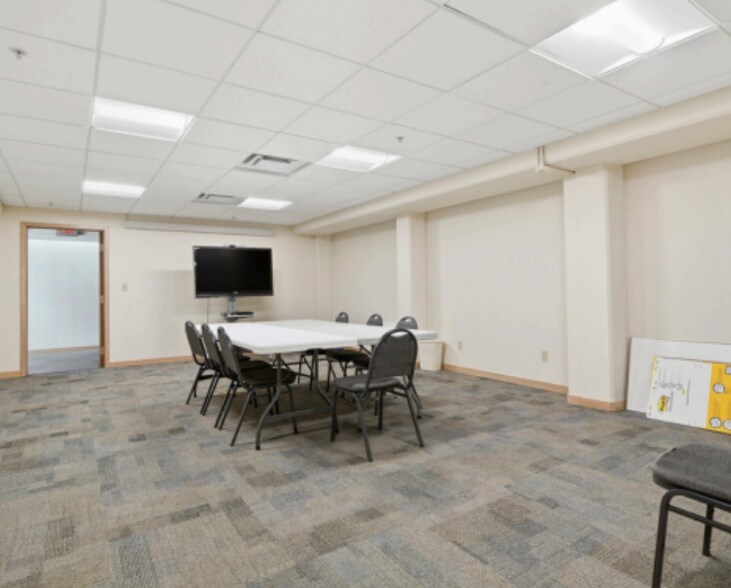 More Photos Of 123 Durbin St, Casper Office For Sale