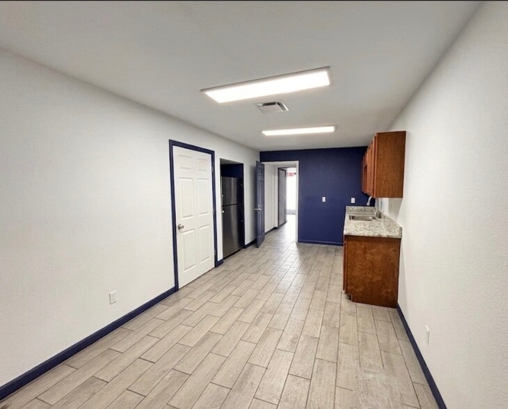 More Photos Of 120 Coad St, Fort Worth Warehouse For Lease