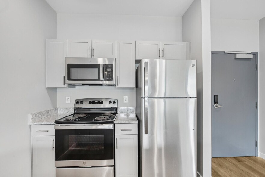 More Photos Of 4040 Travis Dr, Nashville Apartments For Sale