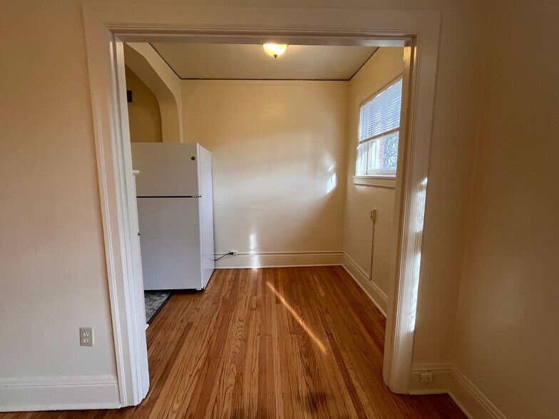 More Photos Of 2062 NW Marshall St, Portland Apartments For Sale