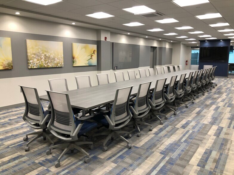 More Photos Of 11350 McCormick Rd, Hunt Valley Unknown For Lease