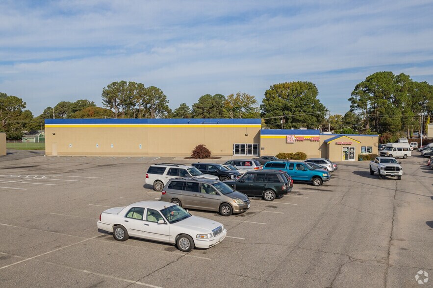 More Photos Of 2854-2886 Airline Blvd, Portsmouth Unknown For Lease