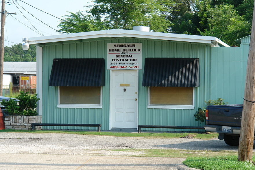 More Photos Of 3196 Washington Blvd, Beaumont Office For Sale