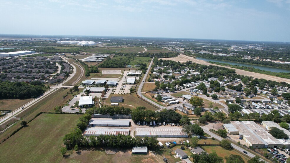 4931 Allen Genoa Rd, Pasadena, TX 77504 Self Storage For Sale