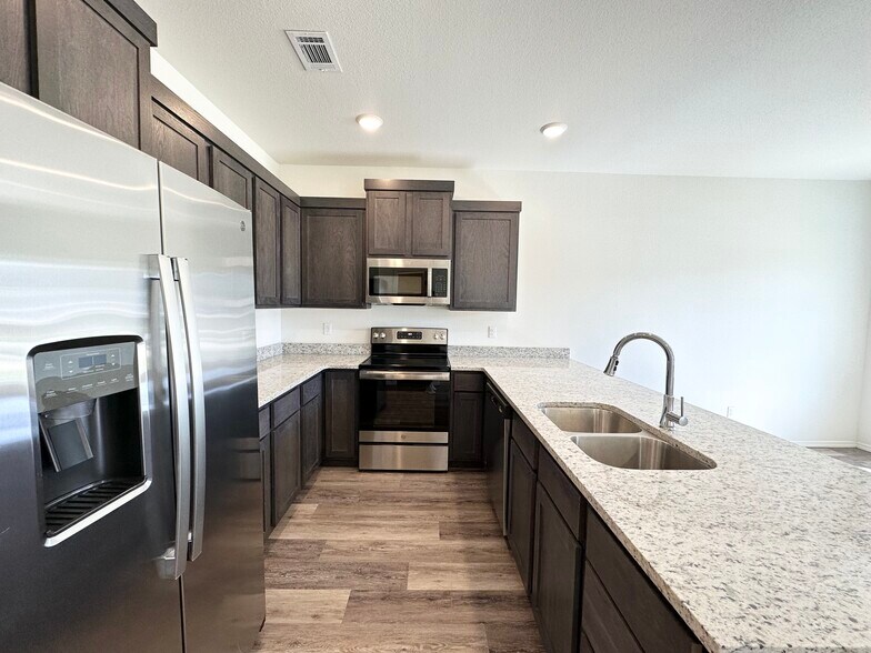 More Photos Of 4223 W Santa Fe St, Fayetteville Multifamily For Sale