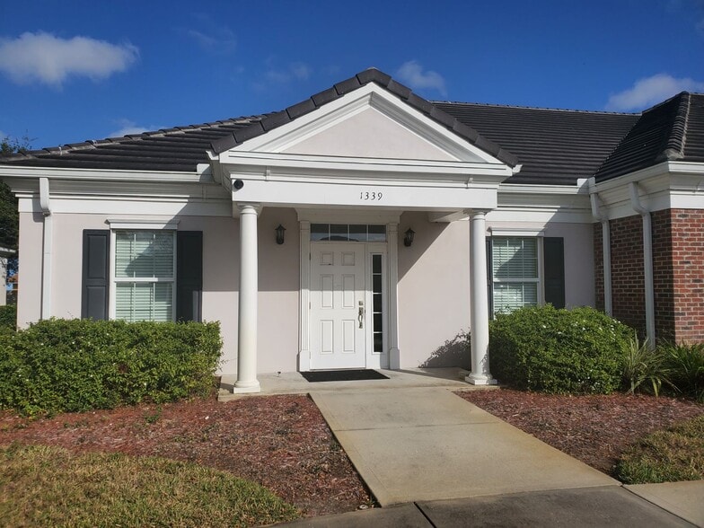 More Photos Of 1341 Providence Rd, Brandon Coworking Space