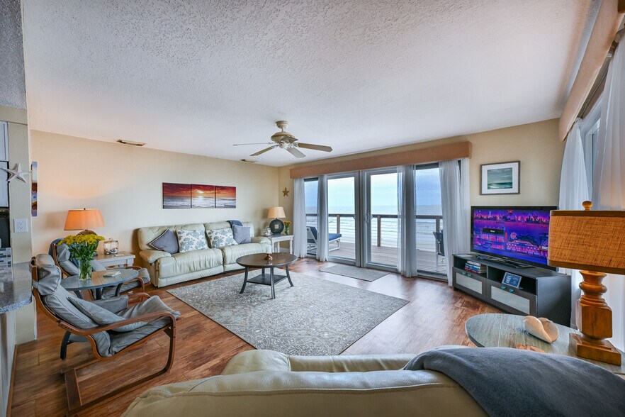 More Photos Of 1100 E 3rd Ave, New Smyrna Beach Apartments For Sale