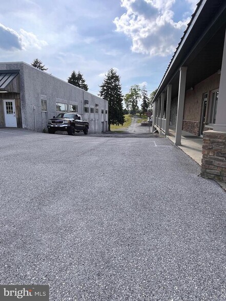 More Photos Of 7325 Molly Pitcher Hwy, Greencastle Restaurant For Lease