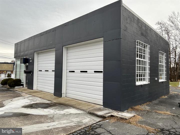 More Photos Of 420 W Loudon St, Chambersburg Auto Repair For Sale