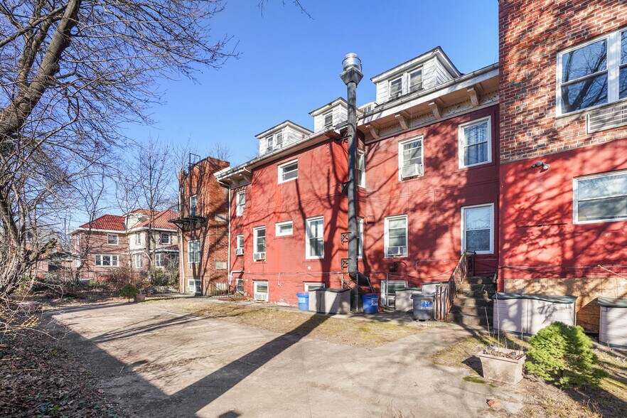 More Photos Of 2225 Lodovick Ave, Bronx Assisted Living For Sale