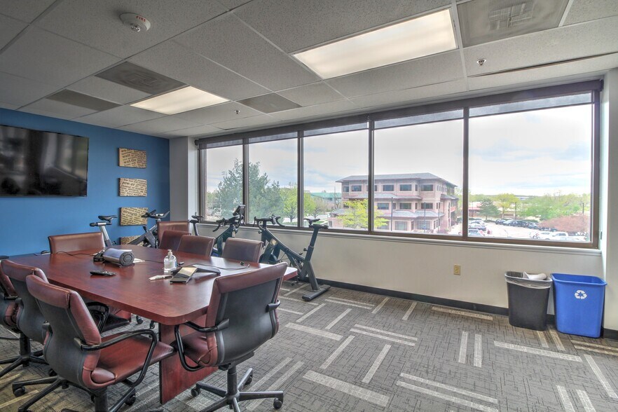 More Photos Of 5335 Sterling Dr, Boulder Research And Development For Lease