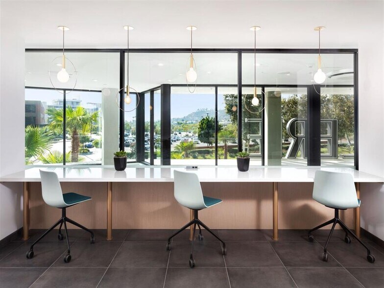 More Photos Of 375 Camino De La Reina, San Diego Multifamily For Sale