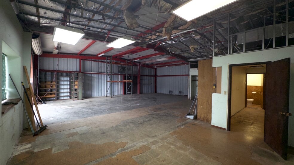 More Photos Of 500 Alakawa St, Honolulu Warehouse For Lease