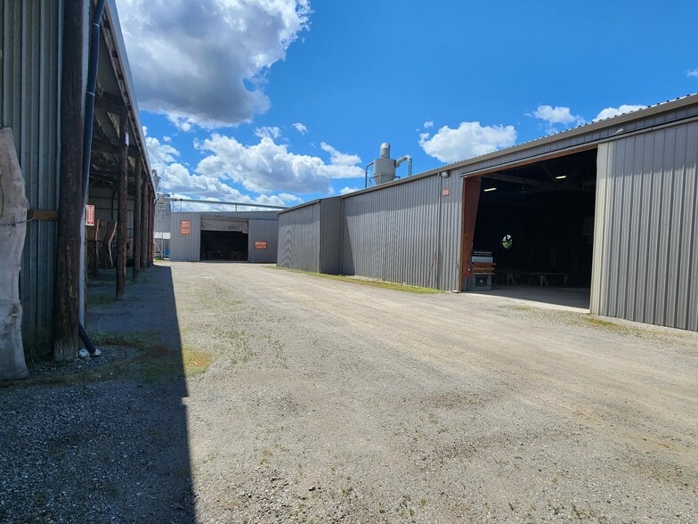 More Photos Of 1625 Tierra Buena Rd, Yuba City Manufacturing For Lease