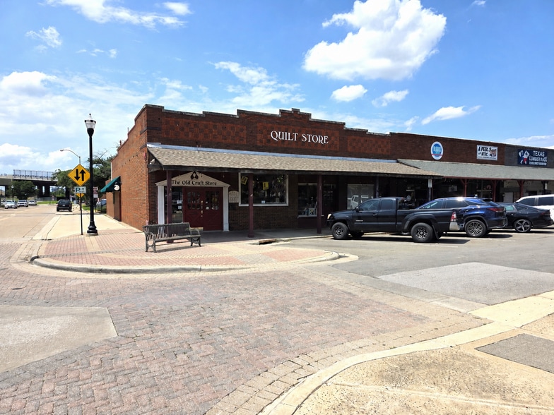 More Photos Of , Carrollton General Retail For Sale