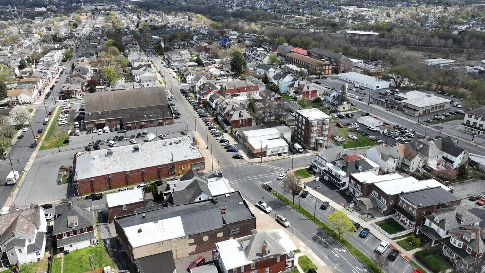 More Photos Of 1708 Washington Blvd, Easton Restaurant For Lease