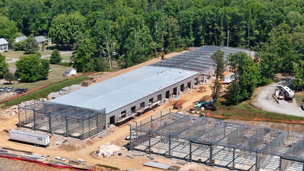 Primary Photo Of 2570 Atlanta hwy, Cumming Storefront For Sale