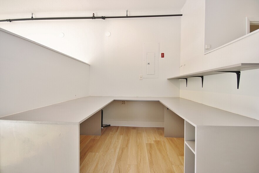 More Photos Of 63 Cannon St, Poughkeepsie Office Residential For Lease