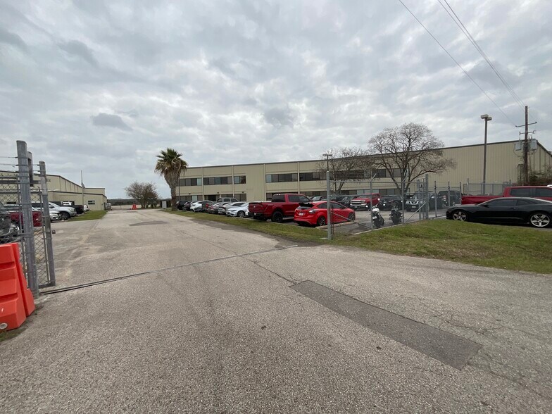 More Photos Of 9310 Max Conrad Dr, Spring Industrial For Sale
