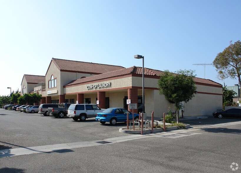 Primary Photo Of 2362 N Oxnard Blvd, Oxnard Unknown For Lease