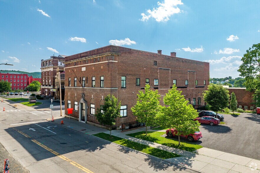 More Photos Of 257 Washington St, Binghamton Apartments For Sale