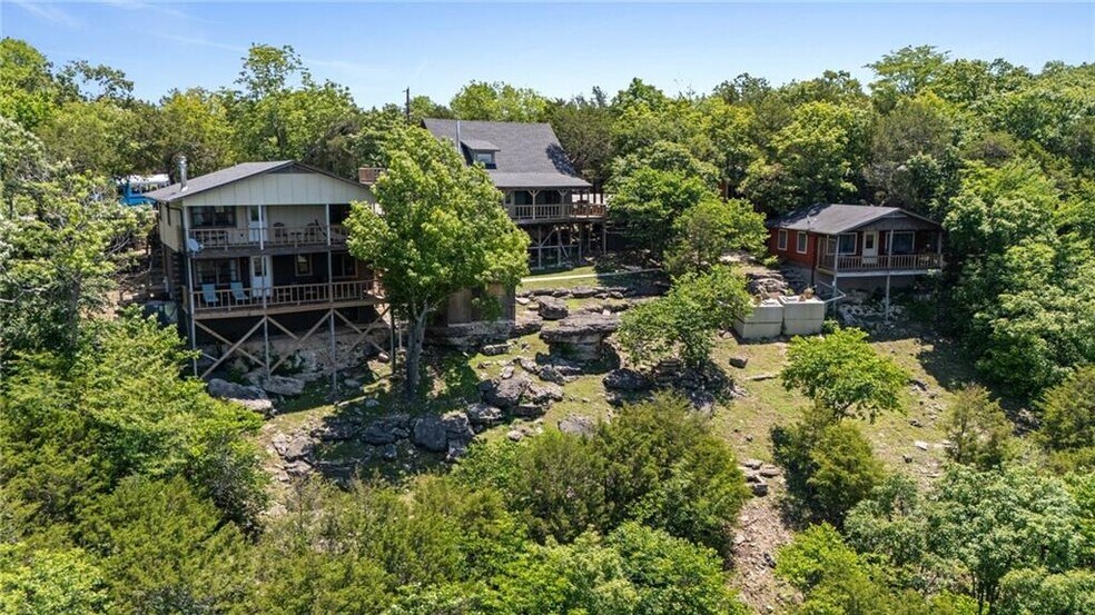 More Photos Of 755 County Road 210, Eureka Springs Hotel For Sale