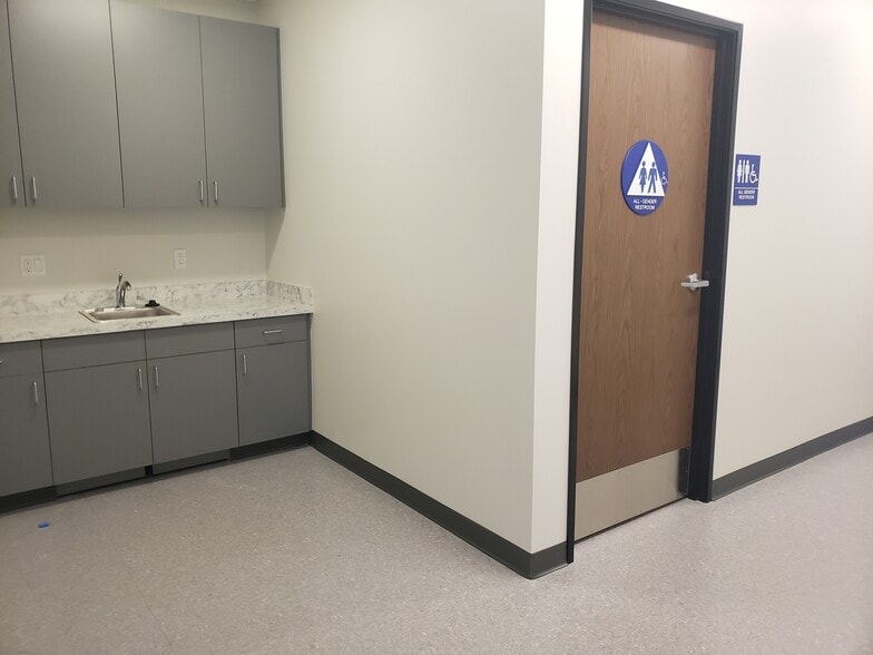 More Photos Of 11625 Clark St, Arcadia Office For Lease