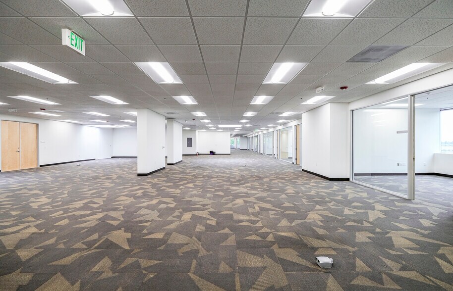More Photos Of 175 Cremona Dr, Goleta Office For Sale