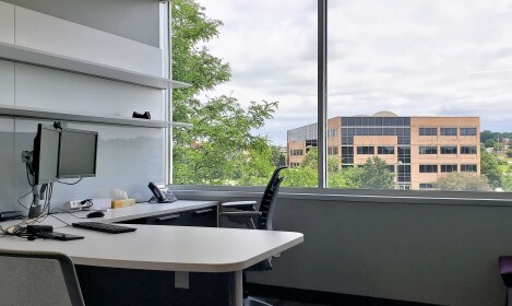 More Photos Of 5117 W Terrace Dr, Madison Office For Lease