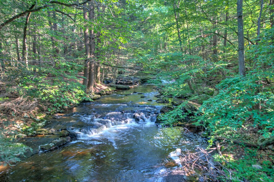 More Photos Of 167 Route 191, Cresco General Retail For Lease