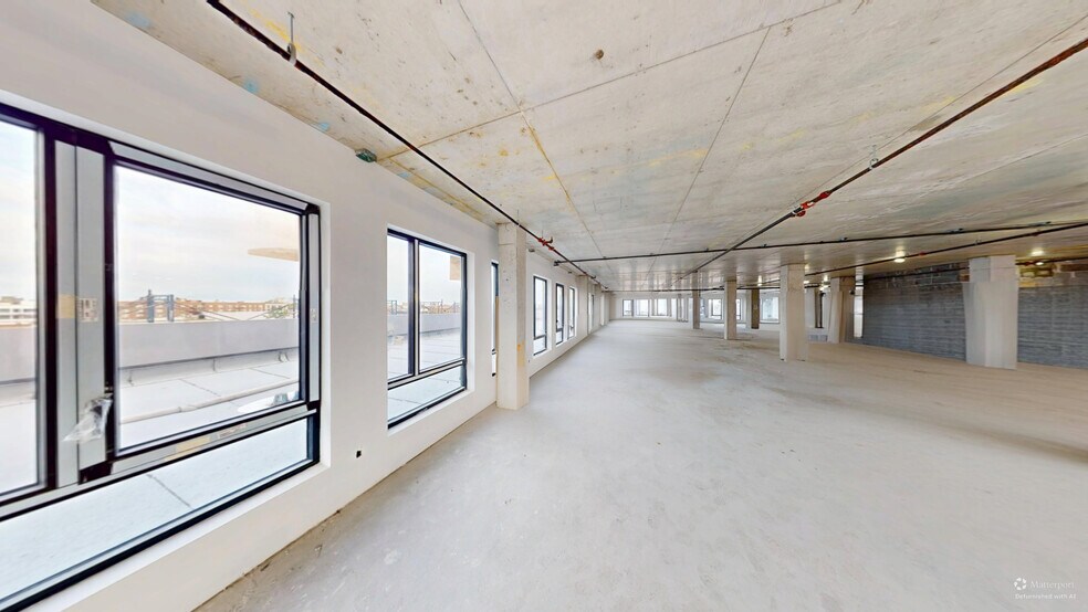More Photos Of 815 Kings Hwy, Brooklyn Office For Lease