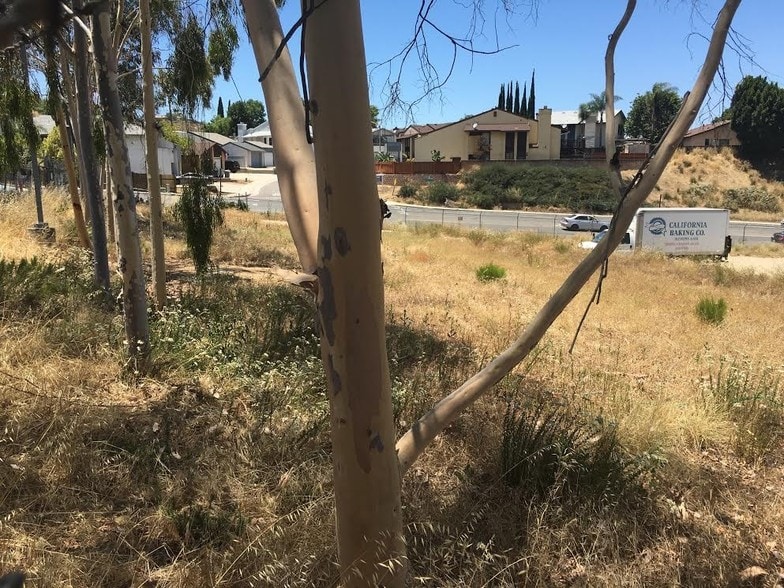 More Photos Of 8445 Los Coches Rd, El Cajon Land For Lease