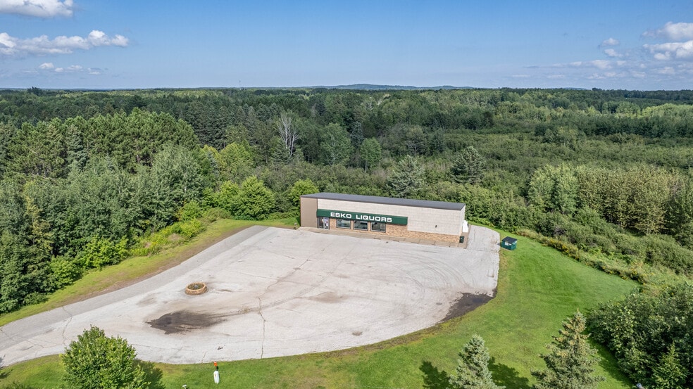More Photos Of 54 Thomson Rd, Esko General Retail For Sale