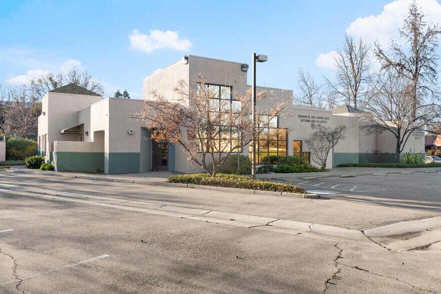 More Photos Of 5309 Carrington Cir, Stockton Healthcare For Sale