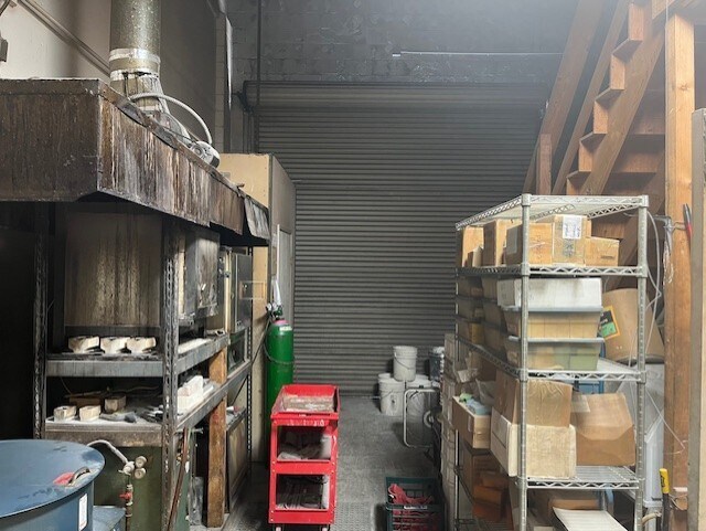 More Photos Of 110 Spring Hill Dr, Grass Valley Manufacturing For Lease