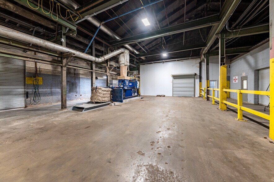 More Photos Of 164 Eyster Rd, Halltown Manufacturing For Lease