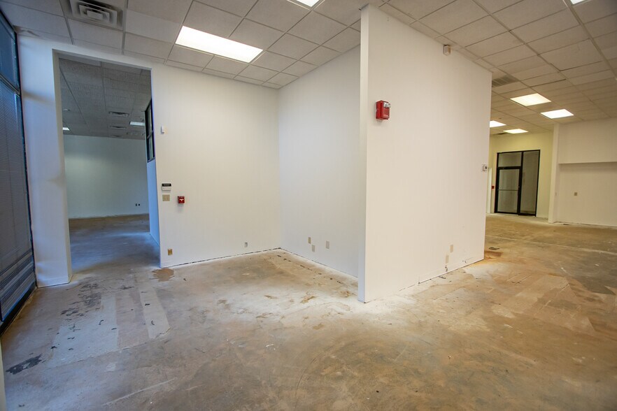 More Photos Of 200 Dillon Cir, Spartanburg Office For Sale