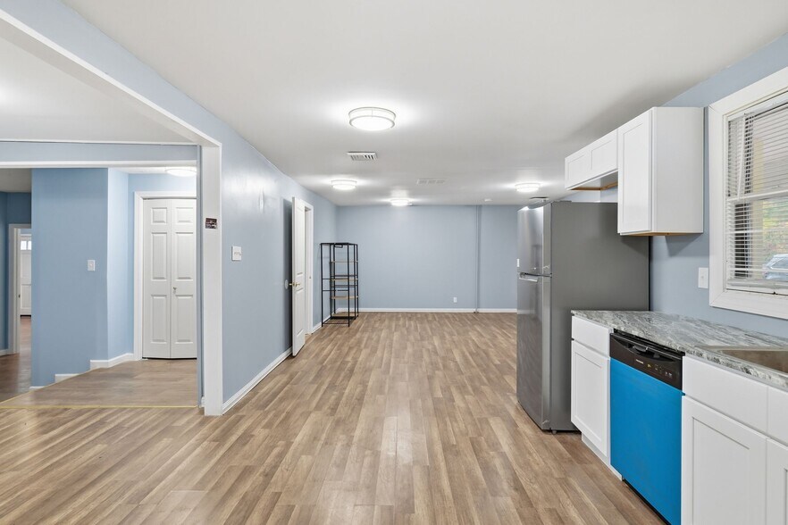 More Photos Of 1508 Main St, Agawam Restaurant For Sale